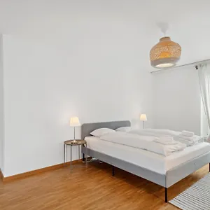Spacious Hoting Appartement
