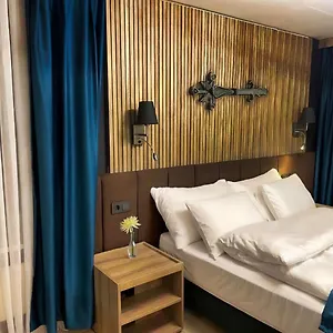 Nani Otel